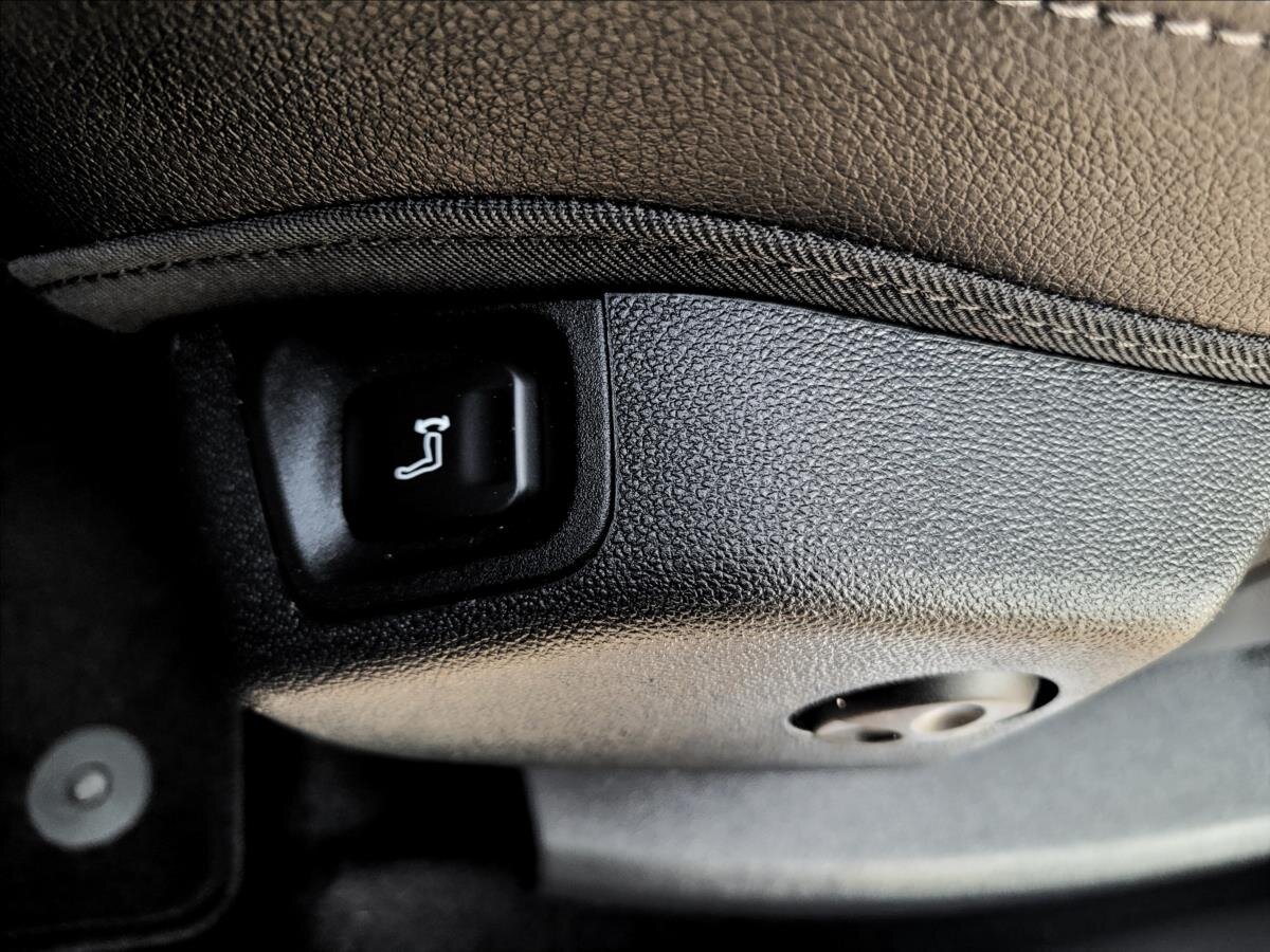 Opel Grandland X SUV / Terénní 1,5 l 96 kw