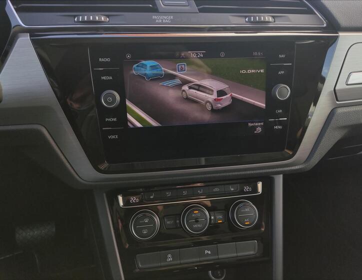 Volkswagen Touran 11