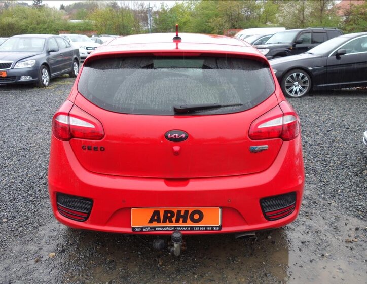 KIA Ceed Hatchback 1,6 l 99 kw