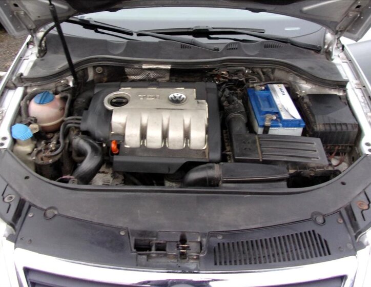 Volkswagen Passat 25