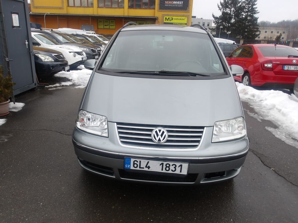 Volkswagen Sharan MPV 1,9 l 96 kw