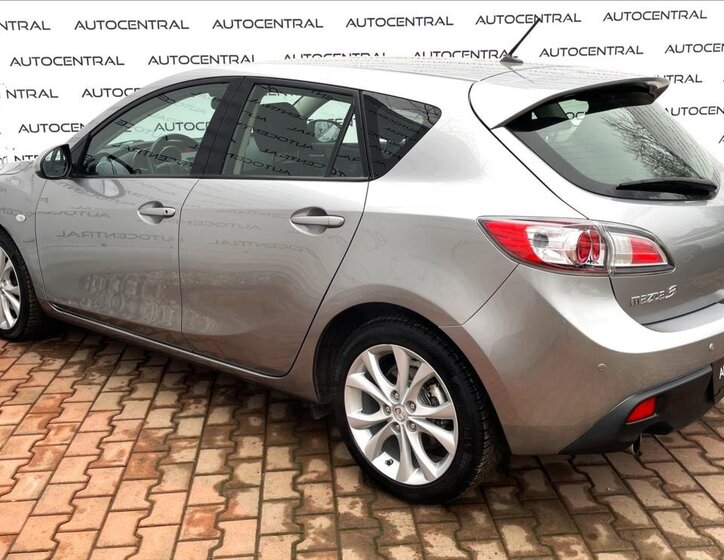 Mazda 3 Hatchback 2,0 l 110 kw