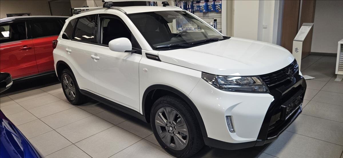 Suzuki Vitara SUV 1,4 l 81 kw