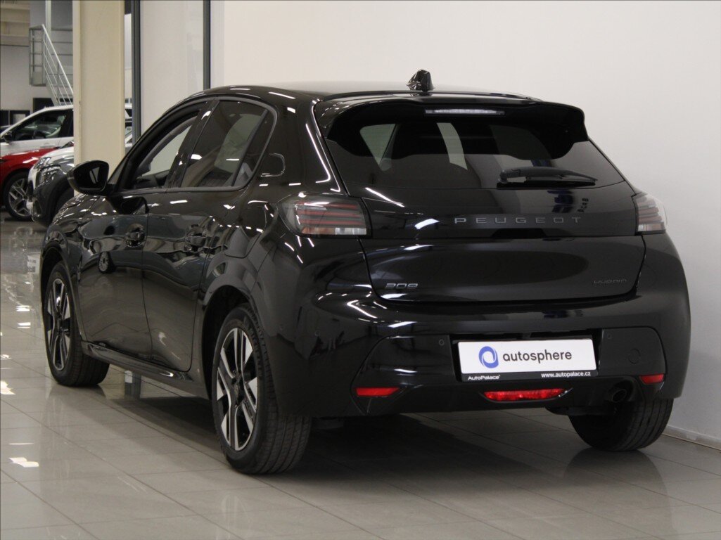 Peugeot 208 Hatchback 1,2 l 74 kw