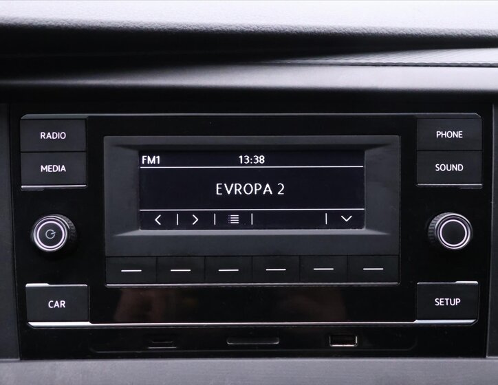 Volkswagen Transporter Kombi 2,0 l 110 kw