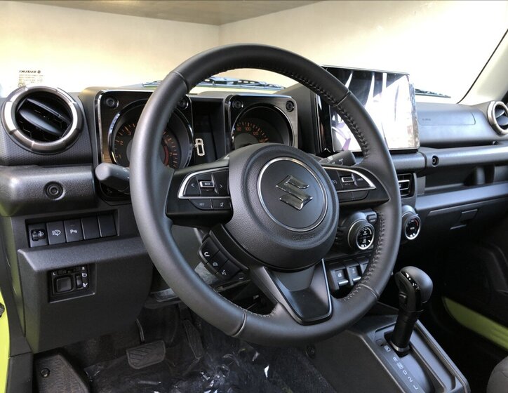 Suzuki Jimny 19