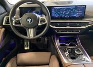 BMW X7 11