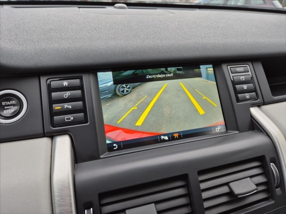 Land Rover Discovery Sport SUV 2,0 l 132 kw