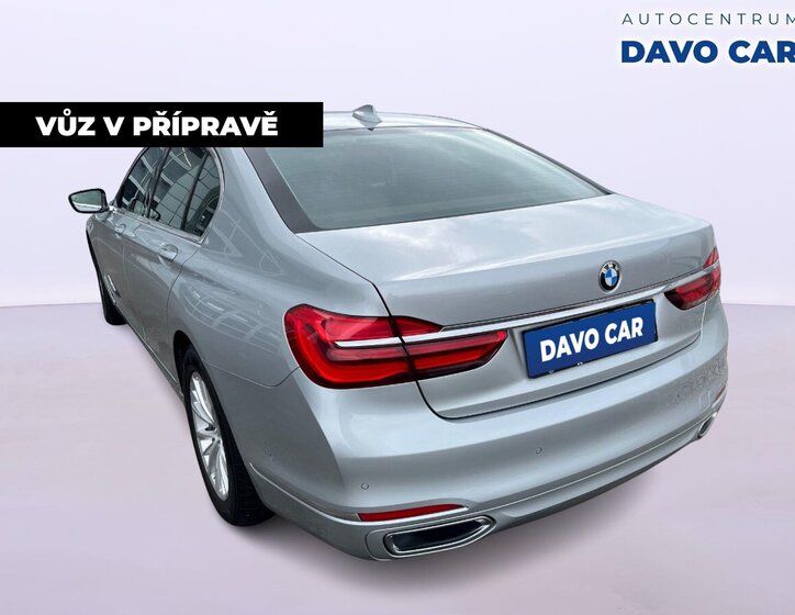 BMW Řada 7 Sedan / Limuzína 3,0 l 235 kw