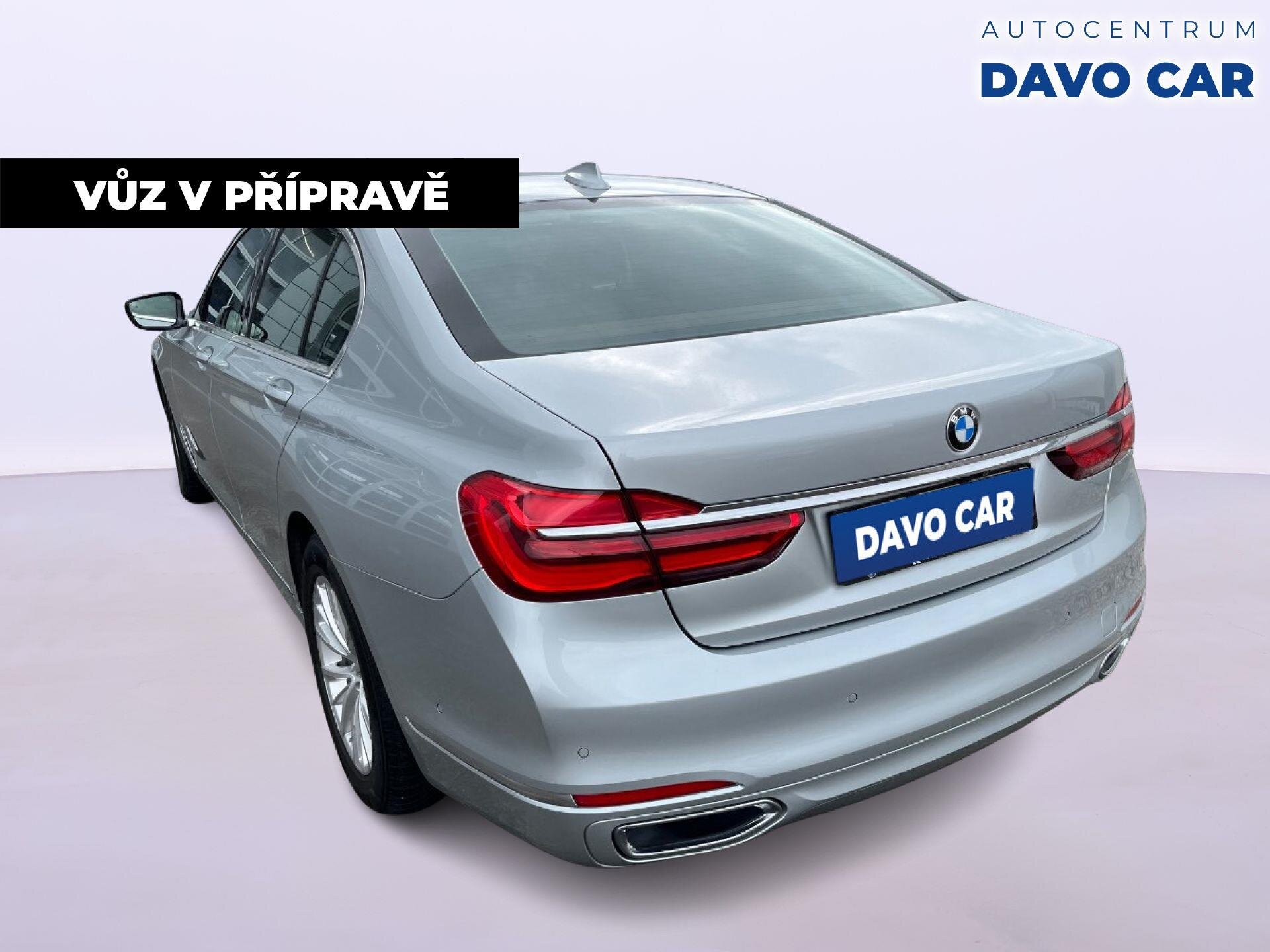 BMW Řada 7 Sedan / Limuzína 3,0 l 235 kw