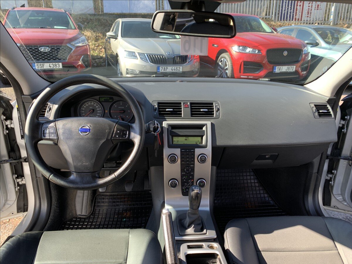 Volvo V50 Kombi 2,0 l 100 kw