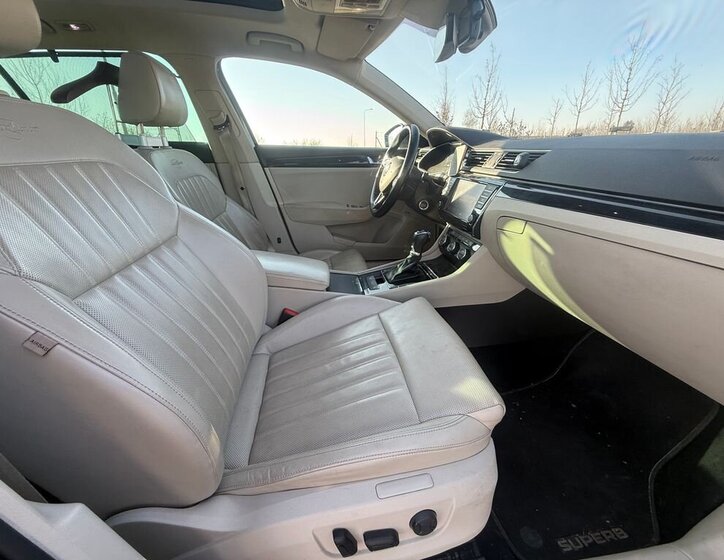 Škoda Superb Kombi 2,0 l 140 kw