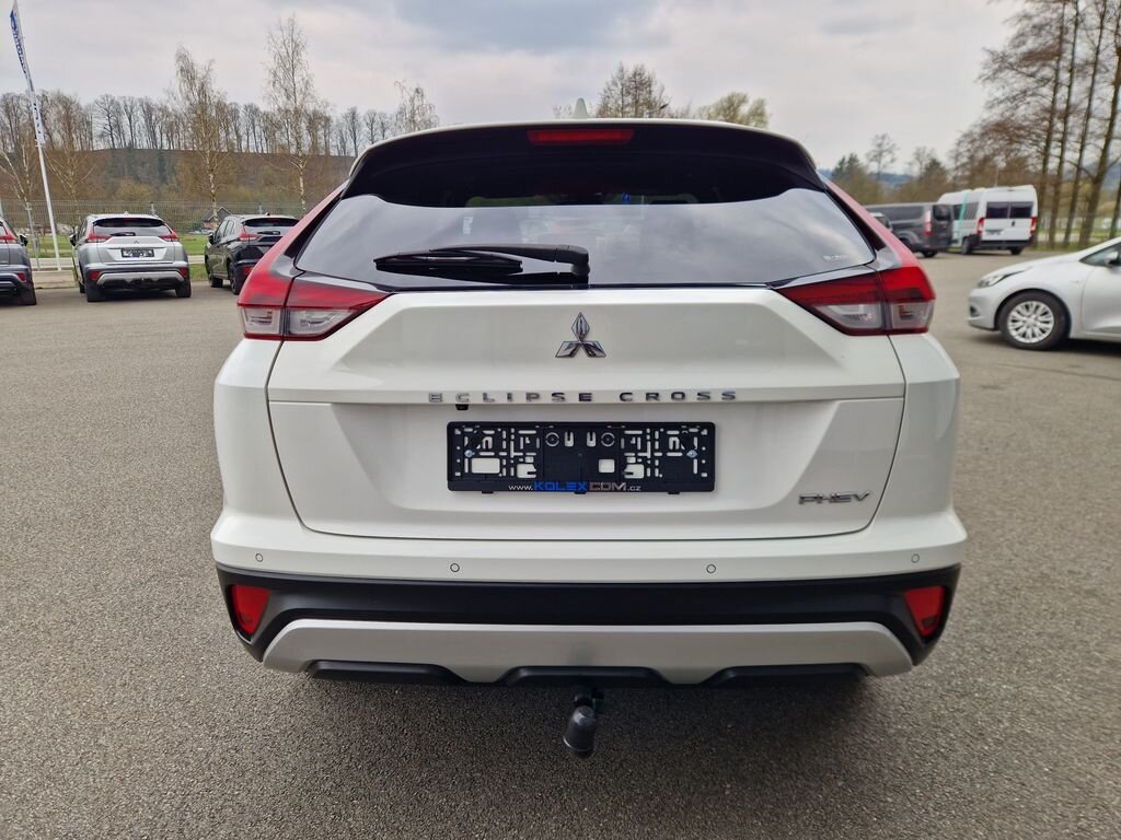 Mitsubishi Ostatní SUV / Terénní 2,4 l 138 kw