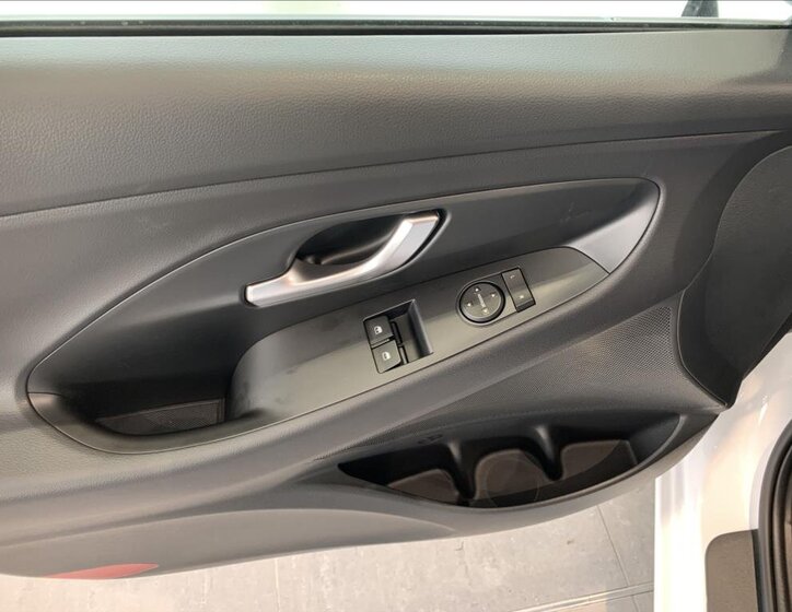 Hyundai i30 Hatchback 1,5 l 70 kw
