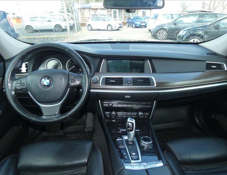 BMW Řada 5 Liftback 3,0 l 190 kw