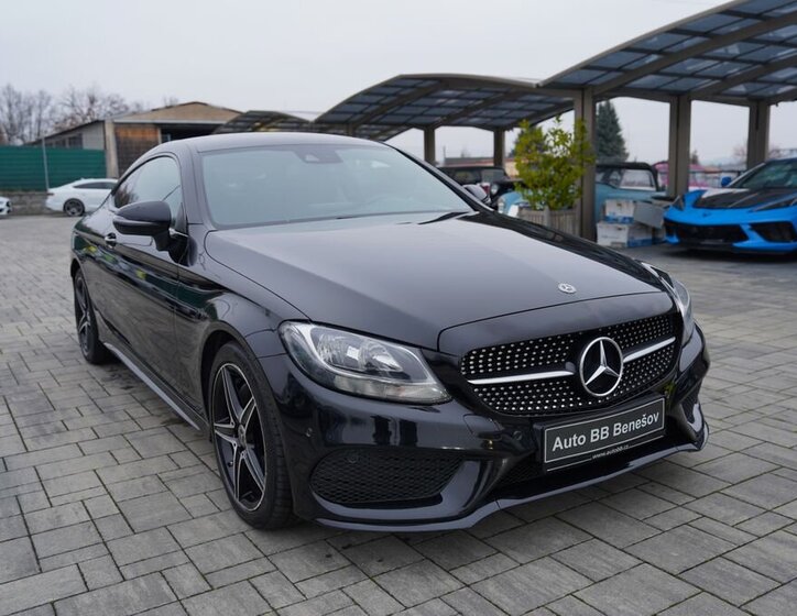 Mercedes-Benz Třídy C 8