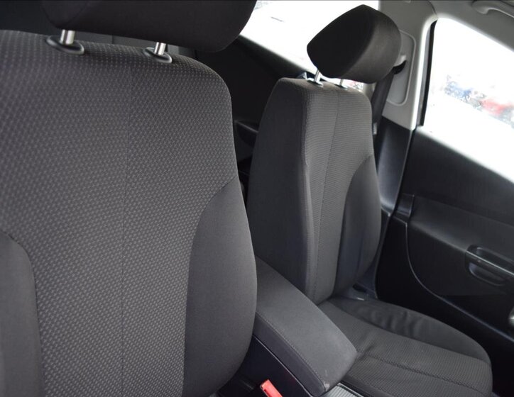 Volkswagen Passat Kombi 1,9 l 77 kw