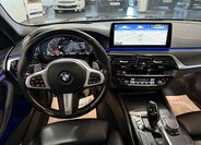 BMW Řada 5 Kombi 3,0 l 210 kw