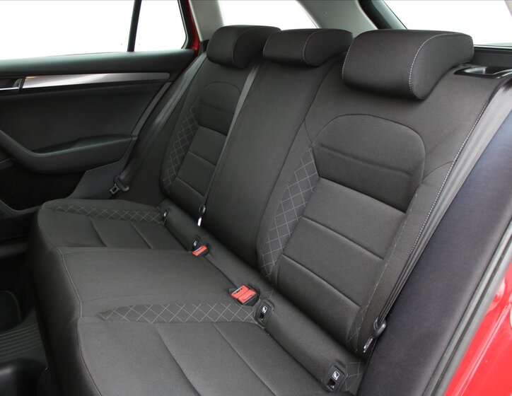 Škoda Superb Kombi 1,4 l 110 kw