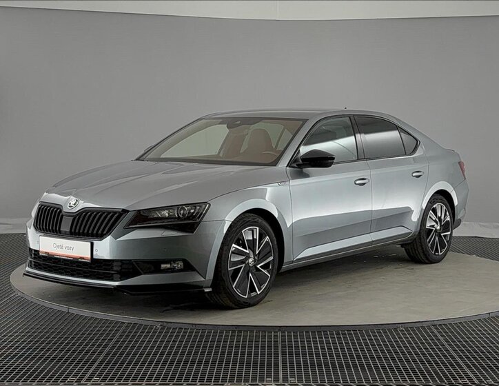 Škoda Superb Liftback 2,0 l 140 kw