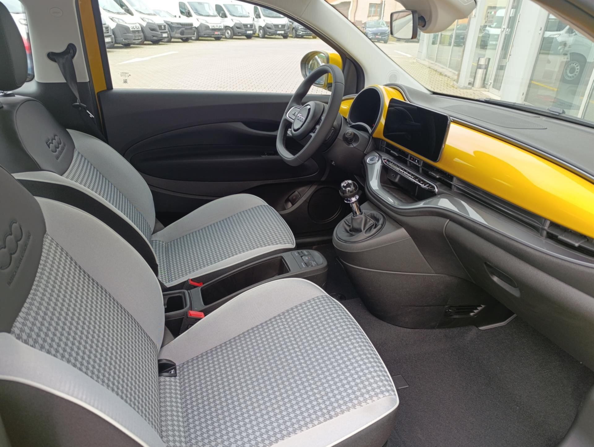 Fiat 500 Hatchback 999,0 48 kw