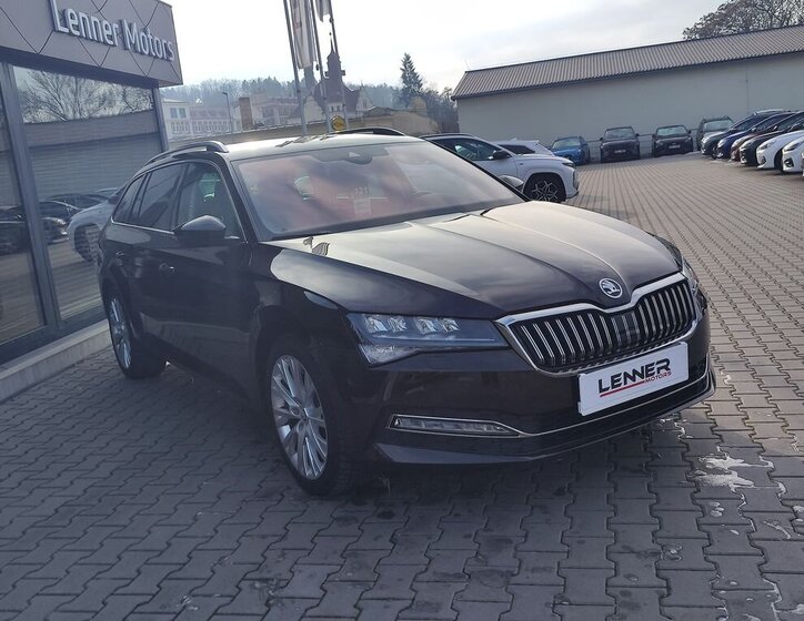Škoda Superb Kombi 2,0 l 110 kw