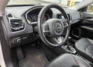 Jeep Compass 13