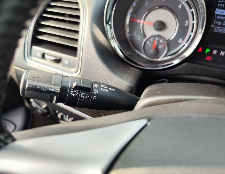 Lancia Voyager MPV 2,8 l 120 kw