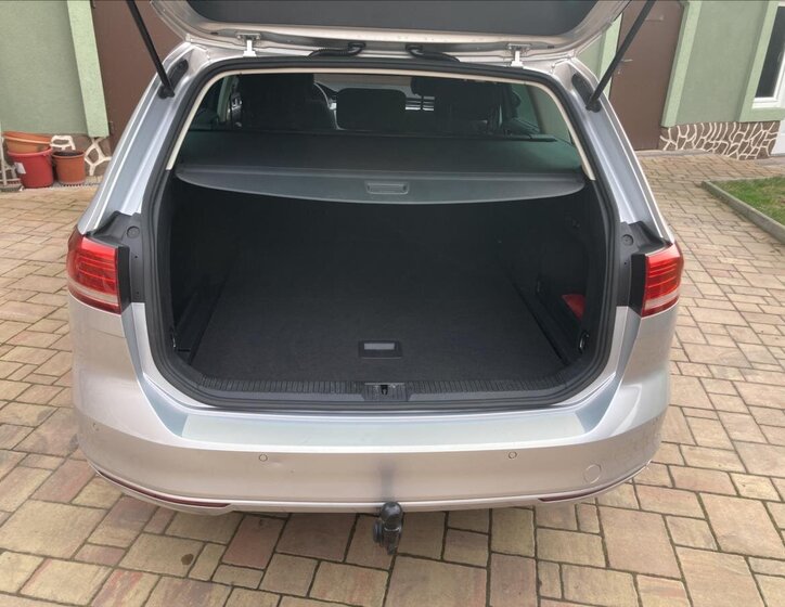 Volkswagen Passat Kombi 1,4 l 110 kw