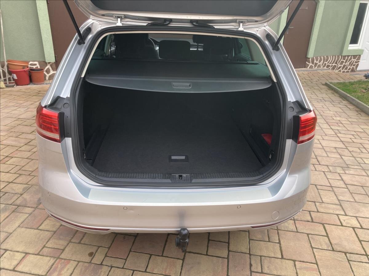 Volkswagen Passat Kombi 1,4 l 110 kw