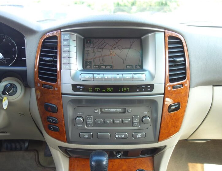 Toyota Land Cruiser SUV / Terénní 4,7 l 175 kw