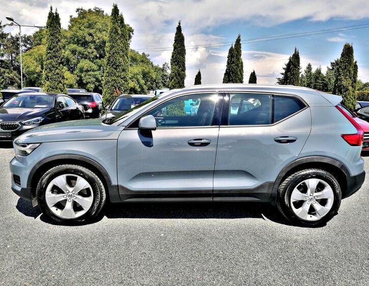 Volvo XC40 8