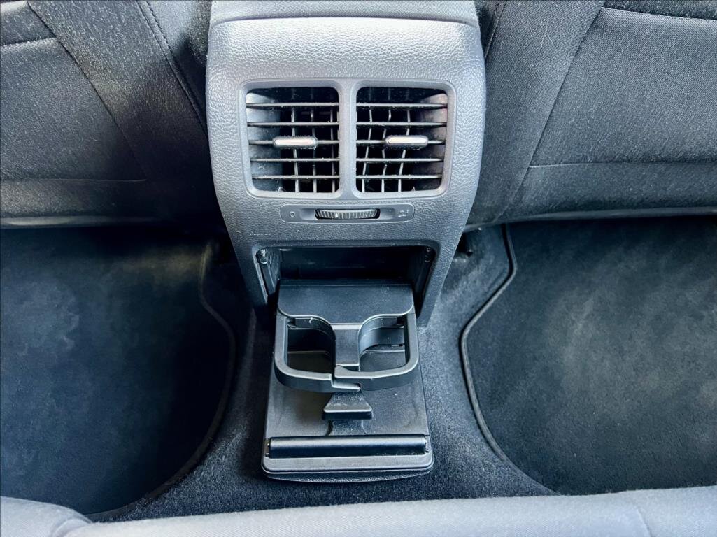 Volkswagen Golf Kombi 1,6 l 77 kw