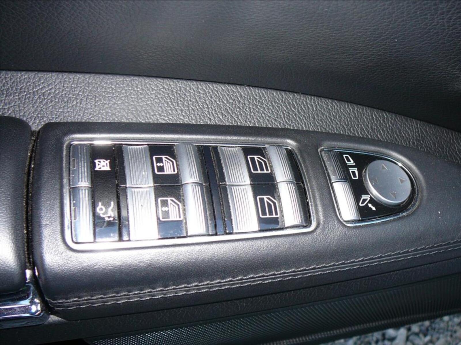 Mercedes-Benz Třídy S 13