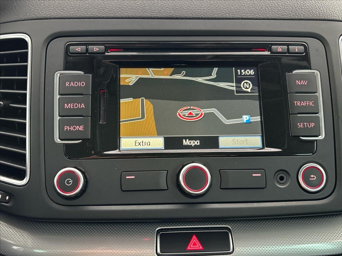 Volkswagen Sharan MPV 2,0 l 103 kw