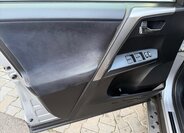 Toyota RAV4 SUV 2,5 l 114 kw