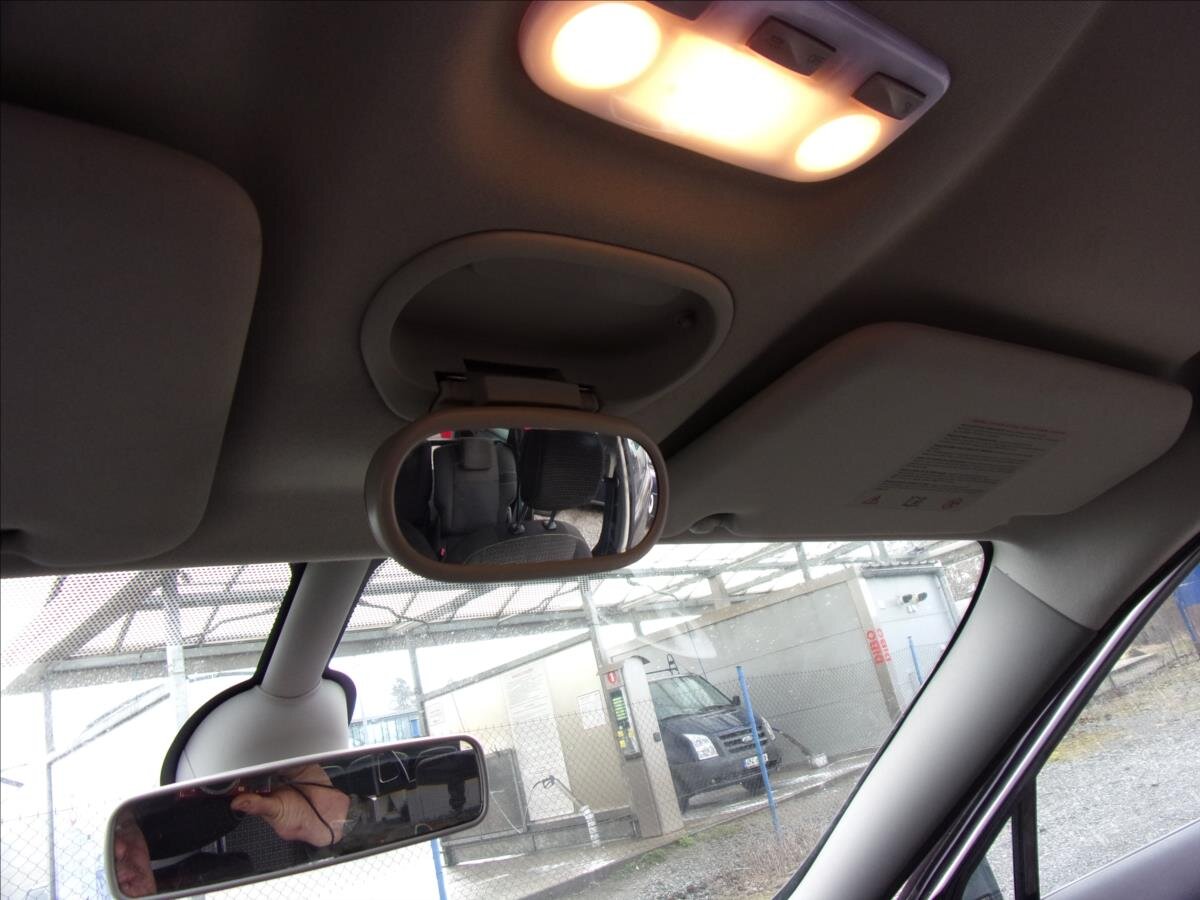 Renault Grand Scénic Kombi 1,9 l 96 kw