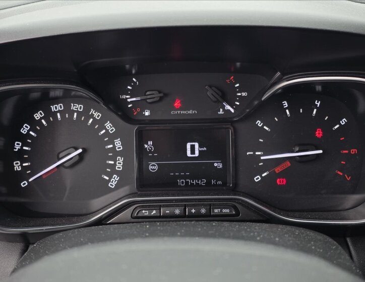 Citroën C3 Aircross Ostatní 1,6 l 73 kw