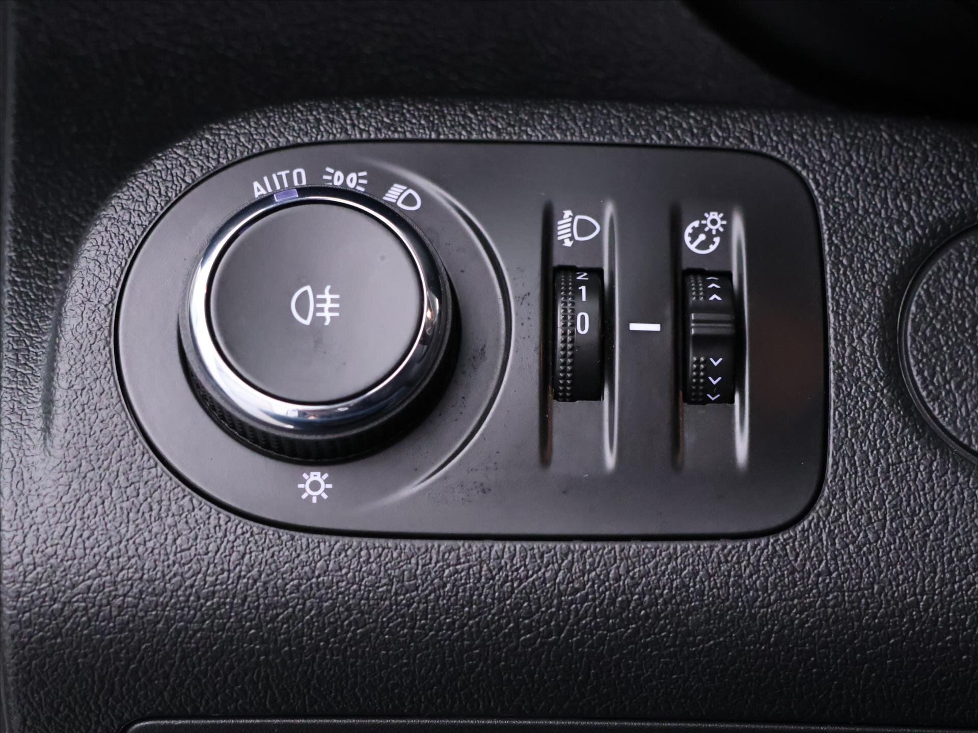 Opel Combo MPV 1,2 l 81 kw