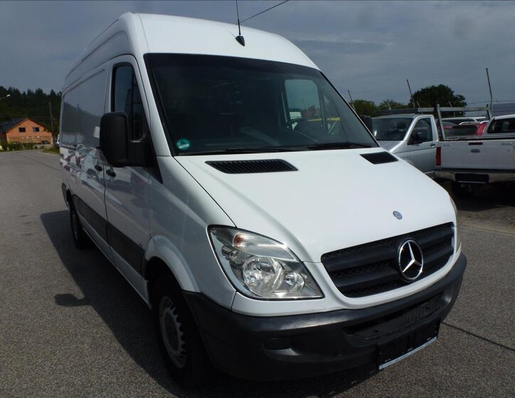 Mercedes-Benz Sprinter 5