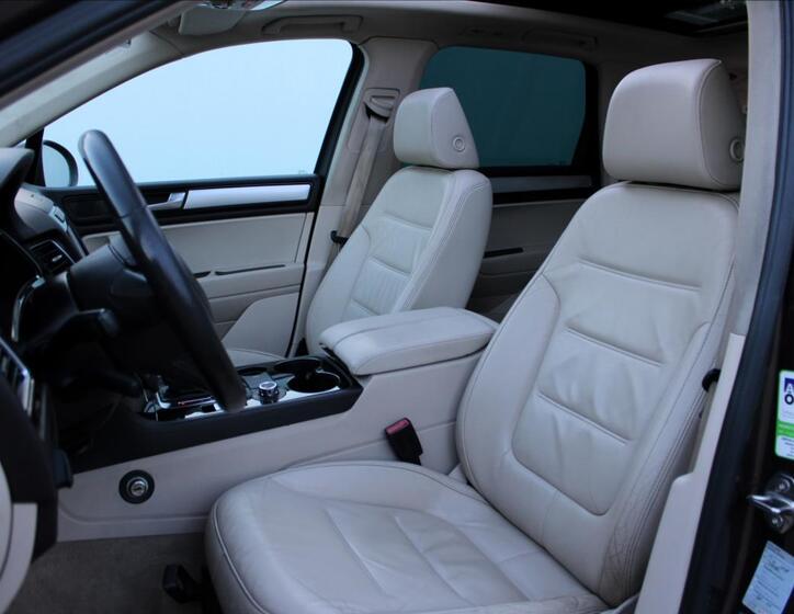 Volkswagen Touareg 12