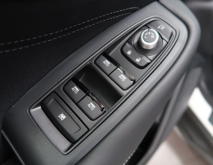 Subaru Outback SUV / Terénní 2,5 l 124 kw