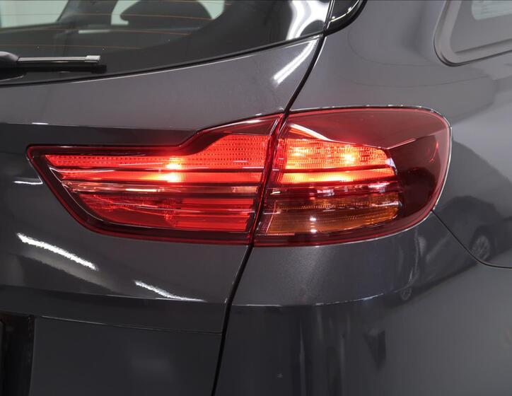 KIA Ceed Kombi 1,5 l 103 kw