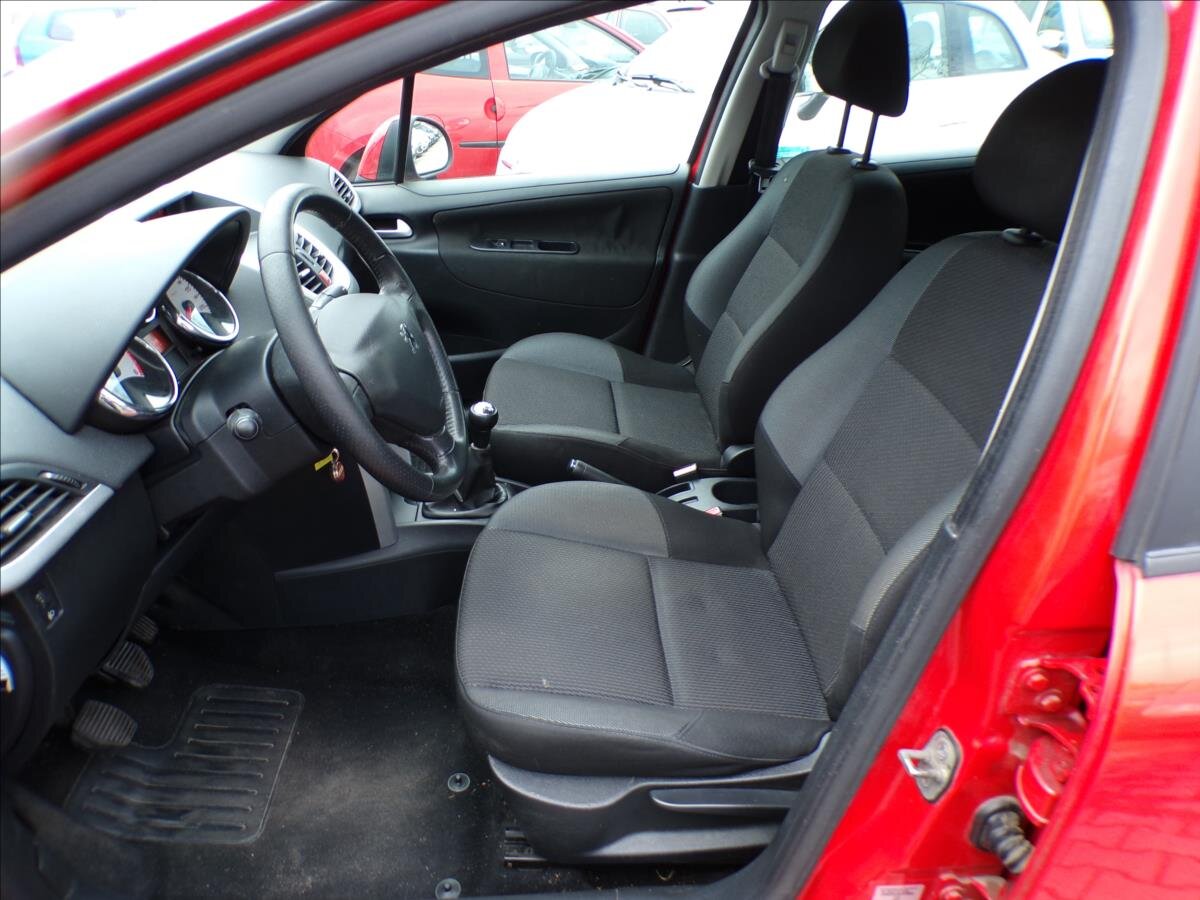 Peugeot 207 Kombi 1,6 l 68 kw