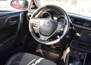 Toyota Auris Kombi 1,2 l 85 kw