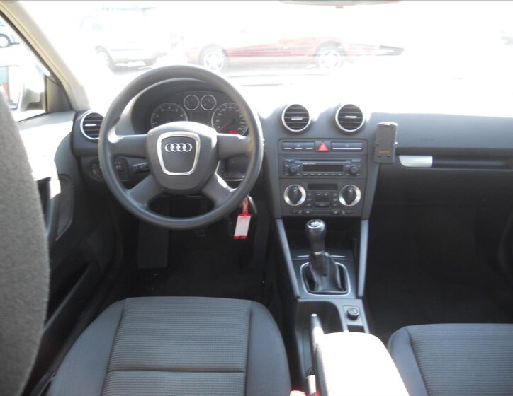 Audi A3 Hatchback 1,6 l 75 kw