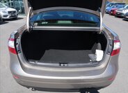 Renault Fluence Sedan / Limuzína 1,6 l 81 kw