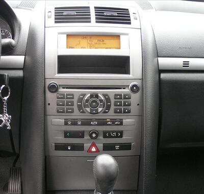 Peugeot 407 11