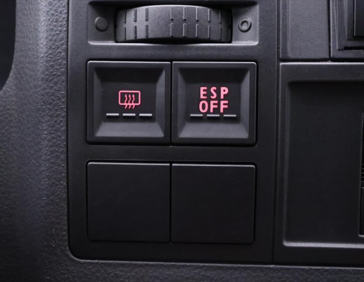 Volkswagen Caravelle 25