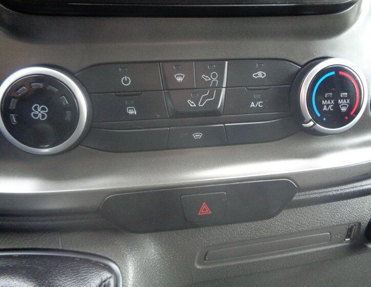 Ford Transit Ostatní 2,0 l 96 kw